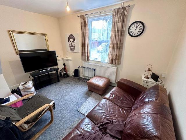 House for rent in Cotes, Elmfield