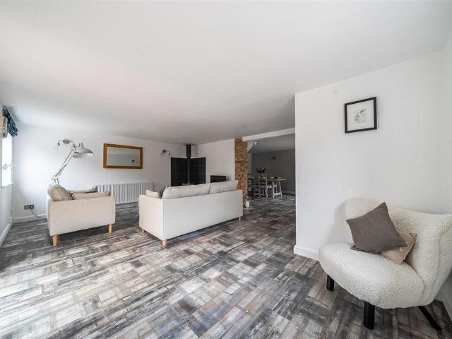 House for rent in Boddington, Pamington