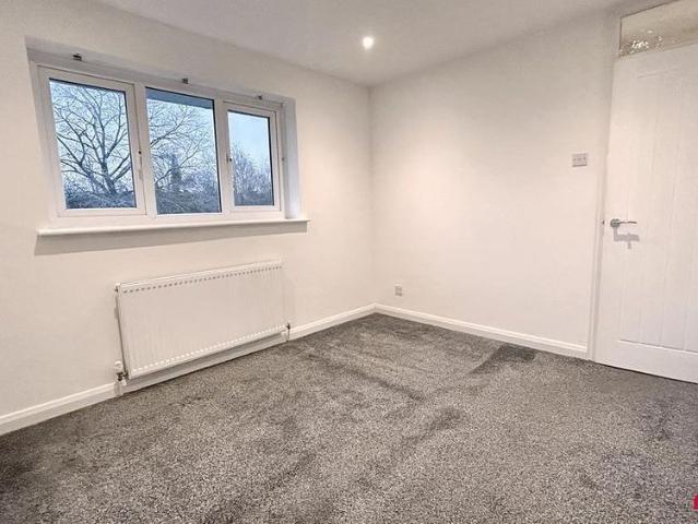 House for rent in Castle Quarter, Falcon Lodge