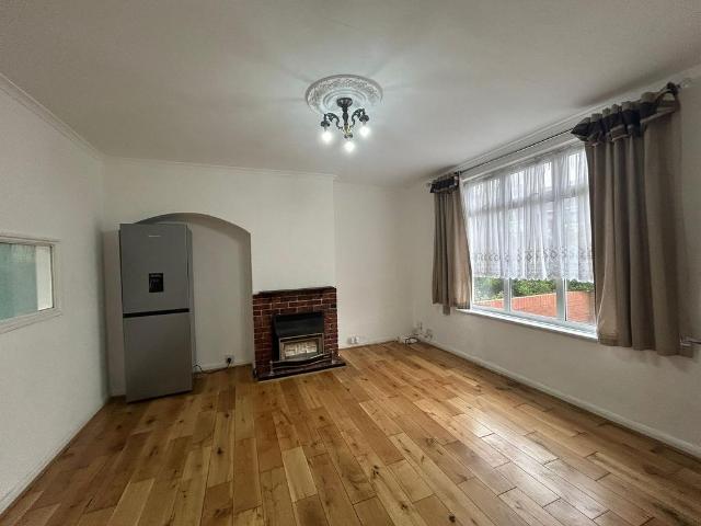 House for rent in Becontree, Greater London
