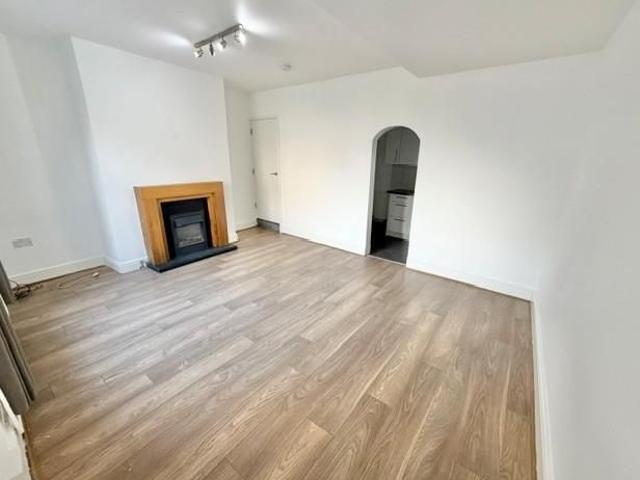 House for rent in Hipperholme, Calderdale