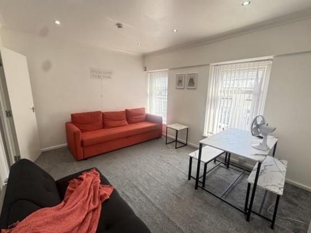 House for rent in Falcon Lodge, Wales