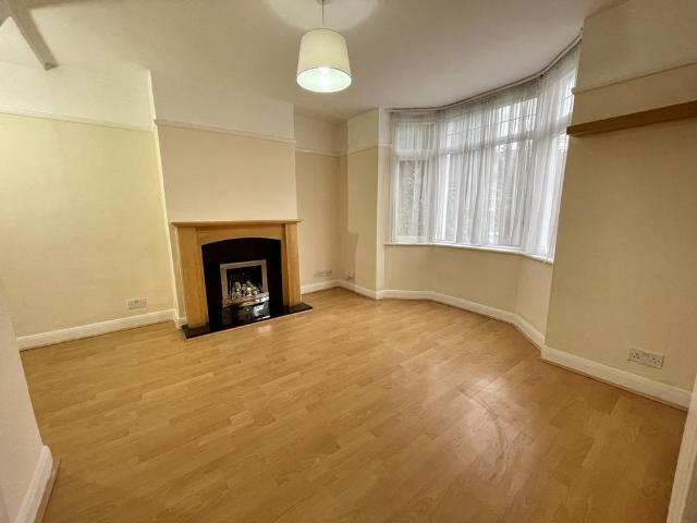 House for rent in Courthouse Green, West Midlands