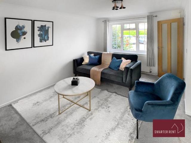 House for rent in Badshot Lea, Waverley