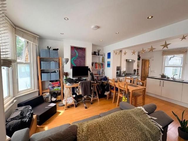 House for rent in West Norwood, Greater London