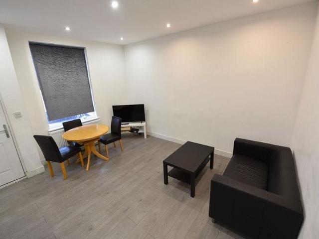 House for rent in Hyde Park, Leeds