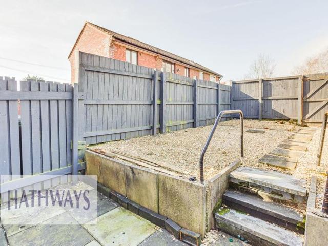 House for rent in Maesglas, Wales