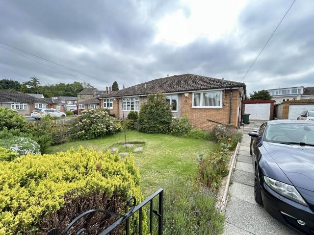 Bungalow for rent in West Yorkshire