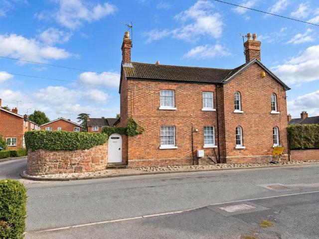 House for rent in Bangor On Dee, Wales