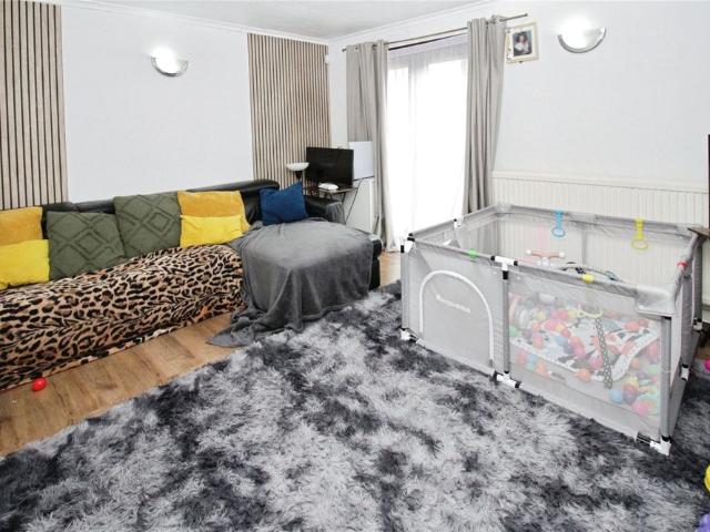 House for rent in Vange, Essex