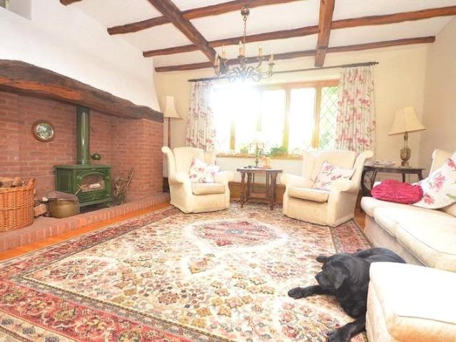 House for rent in Emerson Park, Greater London