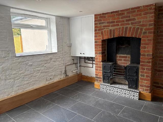 House for rent in Calne