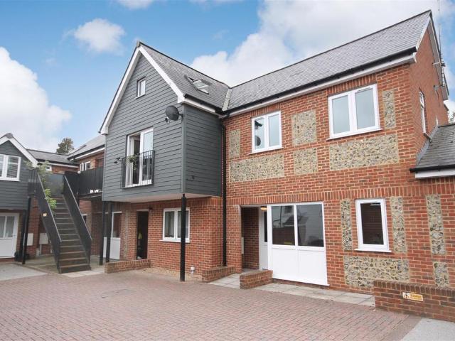 House for rent in Rose Hill, Mole Valley