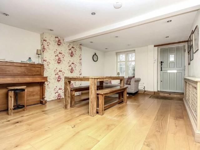 House for rent in Thames Ditton, Elmbridge