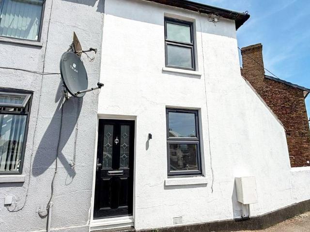 House for rent in Regent Quay, Oad Street