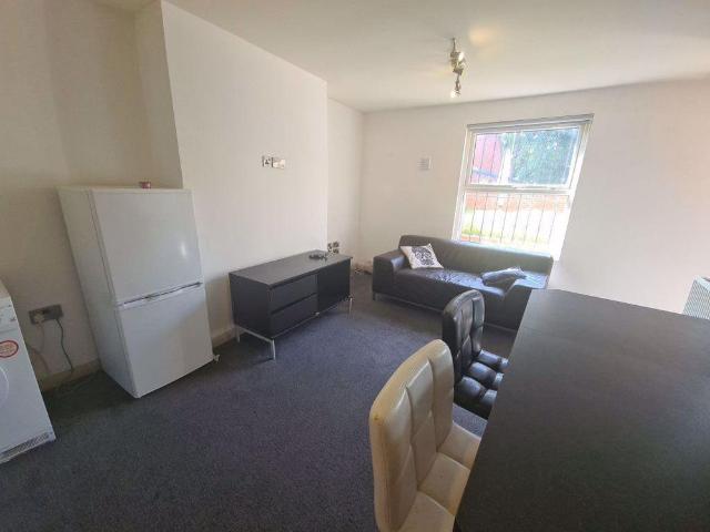 House for rent in Woodhouse, West Yorkshire