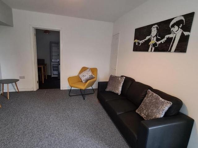 House for rent in Mount Pleasant, Swansea