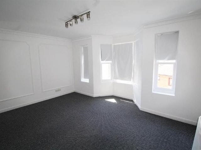 House for rent in Key Street, Suffolk