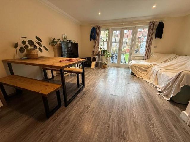 House for rent in Rode, Somerset