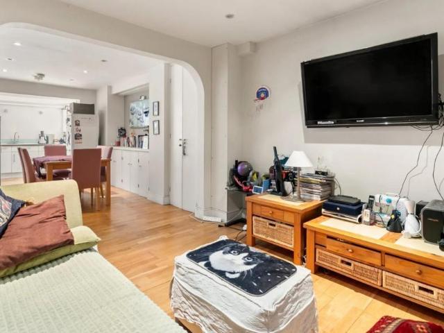 House for rent in Fulham, Sands End