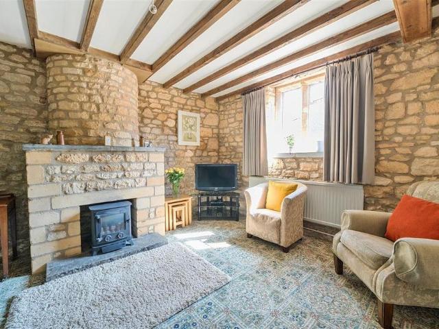 House for rent in Fossebridge, Gloucestershire