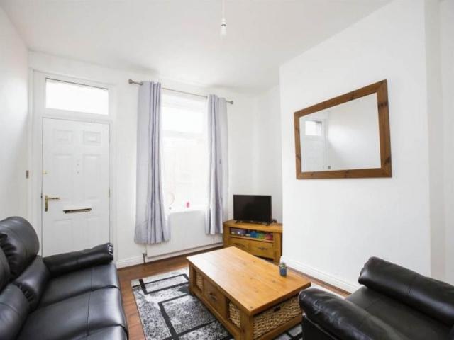 House for rent in Allerton, West Yorkshire