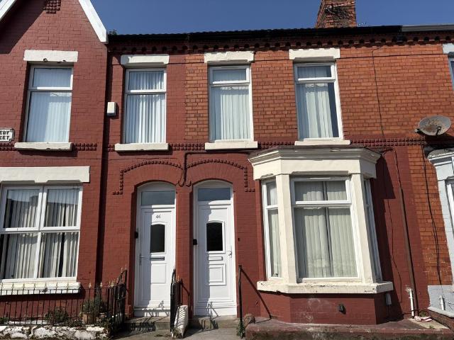 House for rent in Calderstones