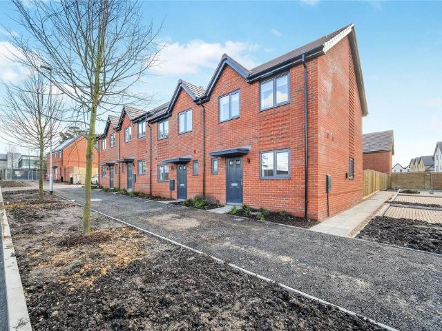 House for rent in Buckler's Park, Crowthorne