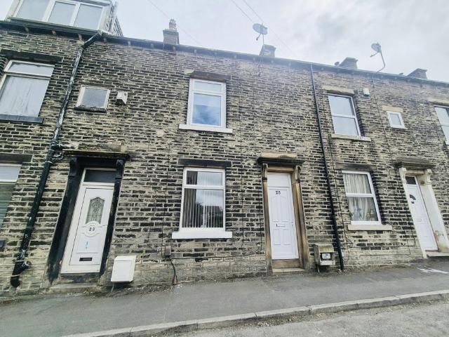 House for rent in Ovenden, Halifax