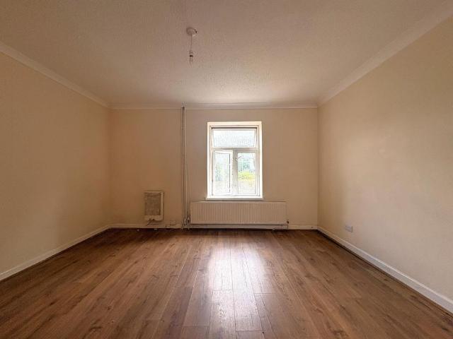 House for rent in Sirhowy, Wales
