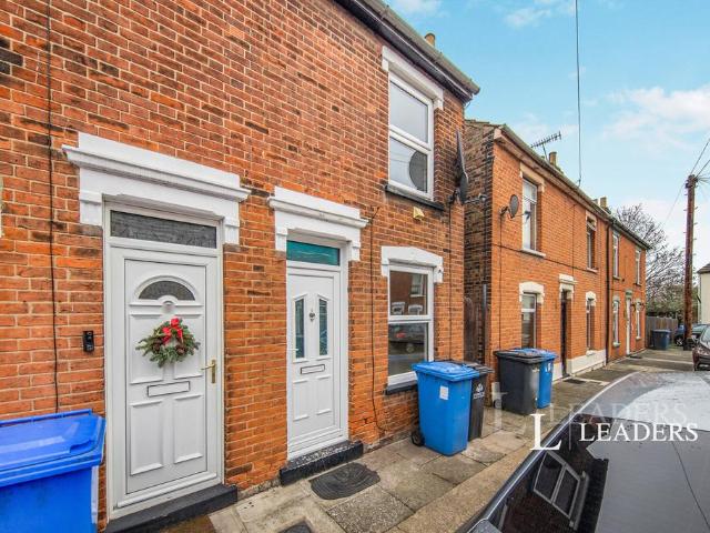 House for rent in Key Street, Suffolk