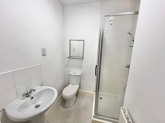 House for rent in Ainley Top, West Yorkshire