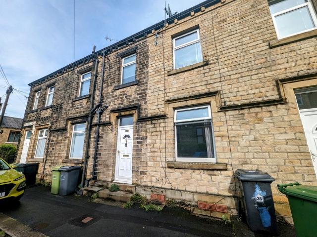 House for rent in Milnsbridge, West Yorkshire