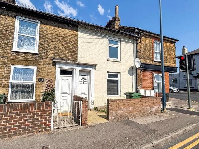 Apartment for rent in Allington, Midway