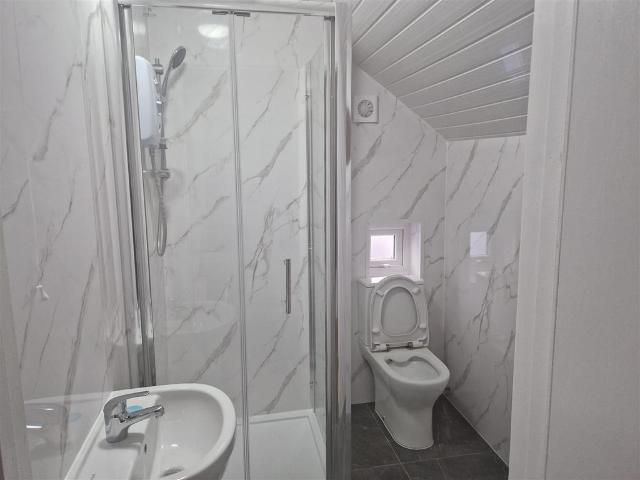 House for rent in London Borough of Ealing, Greater London