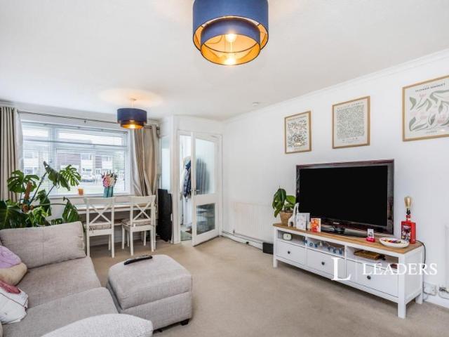 House for rent in Roffey, Horsham