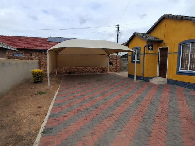 House for rent in Berg en Dal Estate, Lesedi Local Municipality