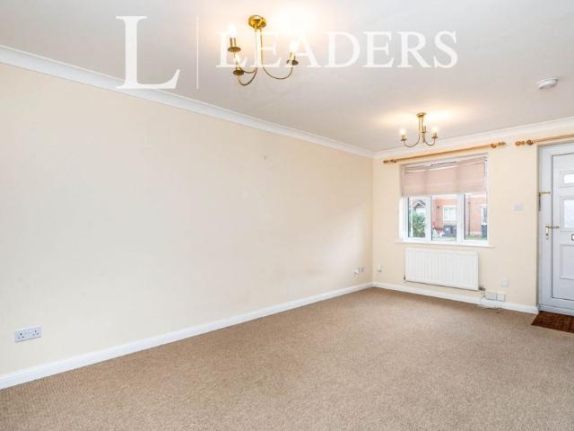House for rent in Rowner, Middlecroft