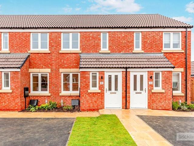 Apartment for rent in Priors Hall Park, Weldon