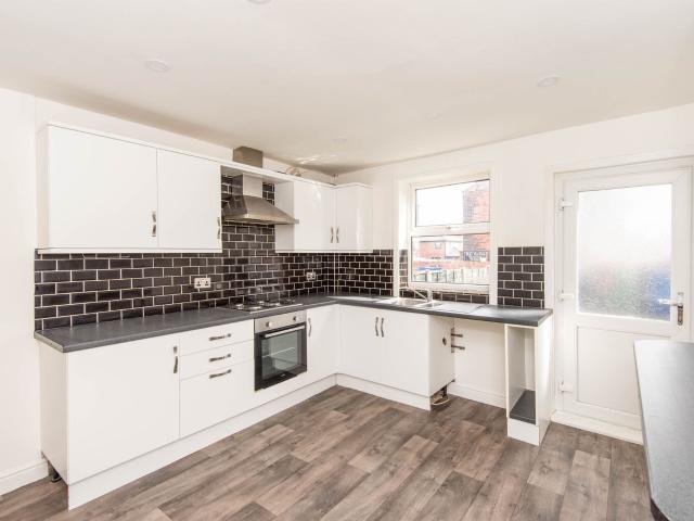 House for rent in Loundsley Green, East Midlands