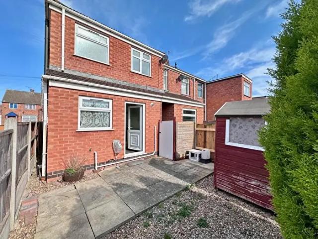 Apartment for rent in Elmfield, Leicestershire