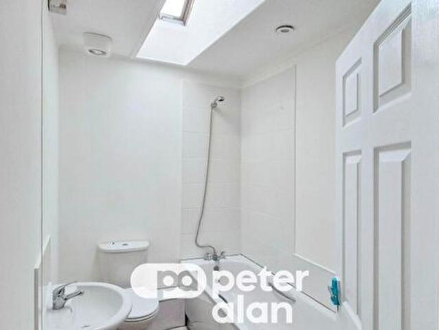 Apartment for rent in Cimla, Neath