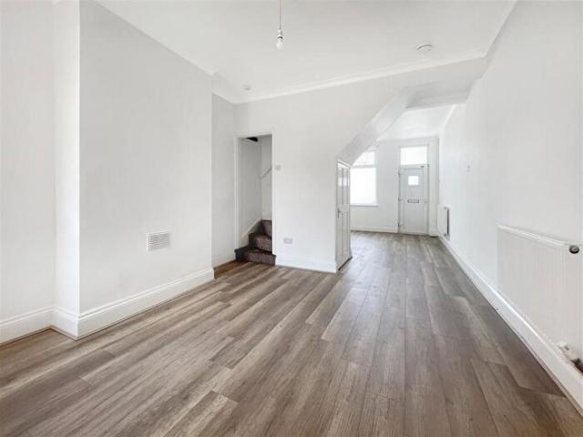 Apartment for rent in Dane Hills, Old Wharf