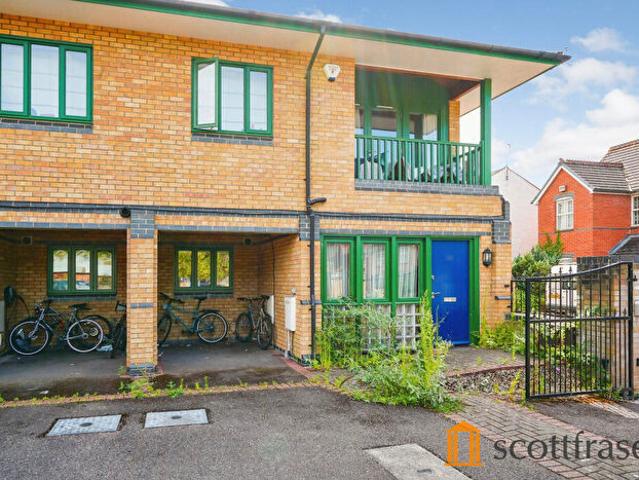 Apartment for rent in St Clement's, The Slade