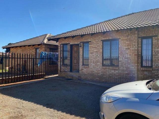 House for rent in Senaoane, Soweto