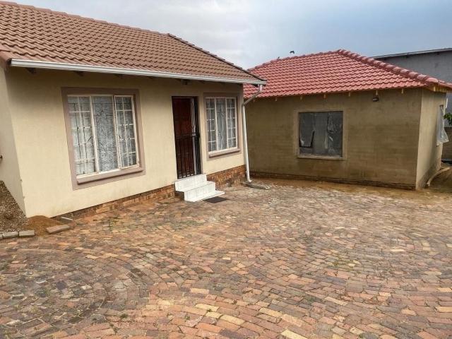 House for rent in Nooitgedacht, Gauteng