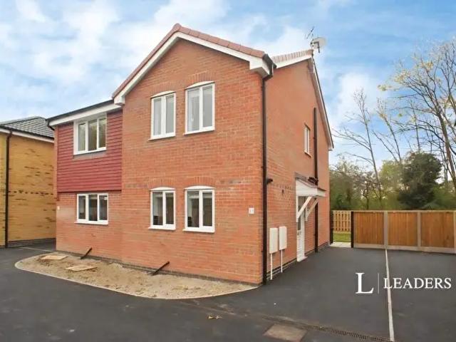 Apartment for rent in Caldermill, East Midlands
