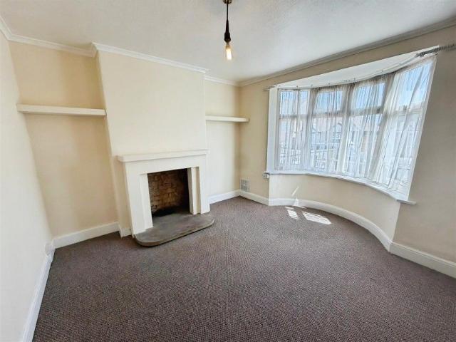House for rent in Desborough