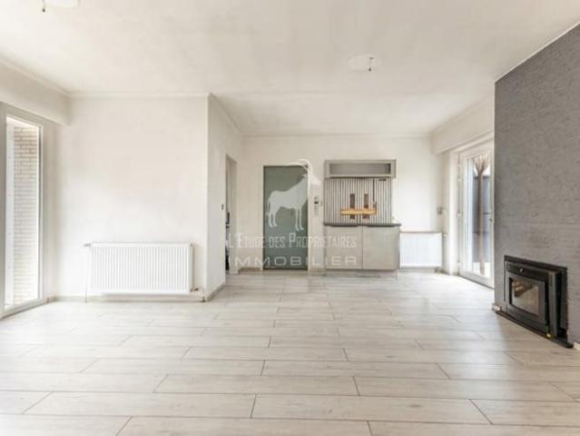 Maison location à La Louvière, Wallonie