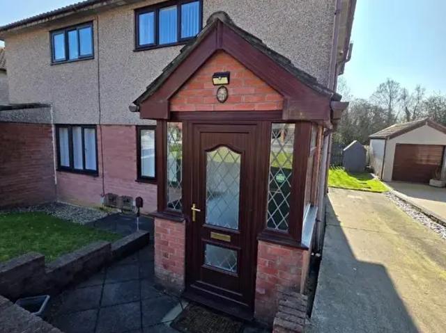 Apartment for rent in Ynysawdre, Brynmenyn